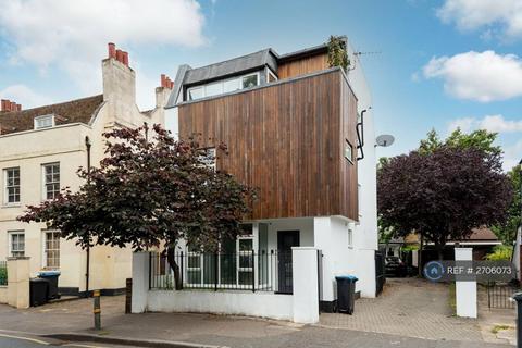 undefined, Church Road, Mitcham, CR4