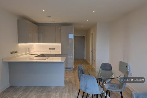1 bedroom flat to rent, Queen Way, Salford, M3