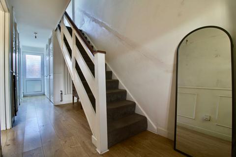 undefined, Owlets Hall Close, Hornchurch RM11