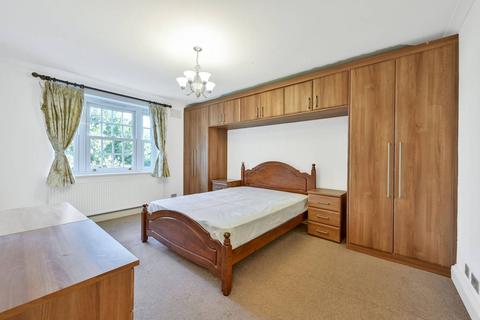 Wimbledon Park Side, Southfields, London, SW19