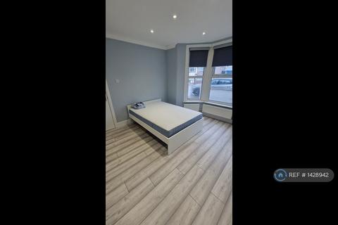 undefined, Gilbert Road, Belvedere, DA17