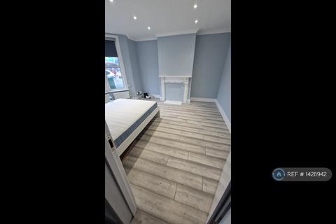 undefined, Gilbert Road, Belvedere, DA17