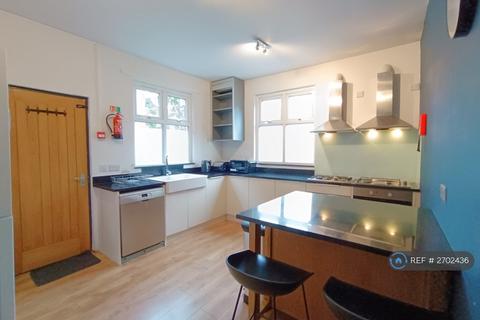 7 bedroom terraced house to rent, Upper Lloyd Street, Manchester, M14