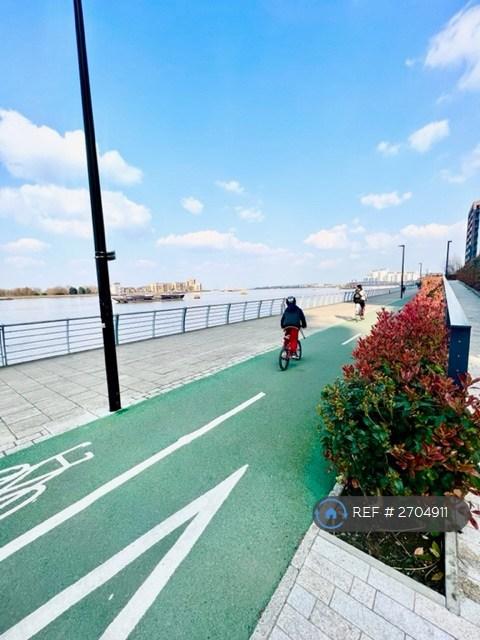 3 Minutes Walk To River Side