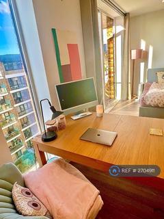1 bedroom in a flat share to rent, Victory Parade, London, SE18