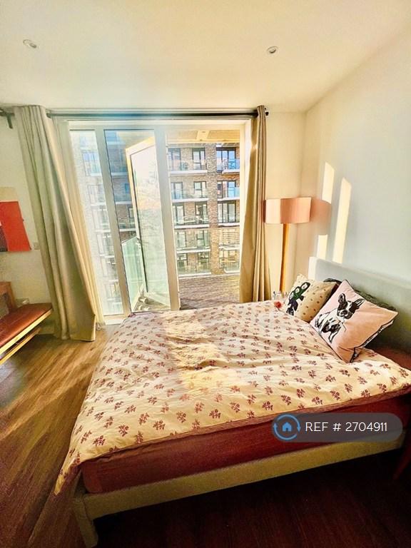 Double Bed