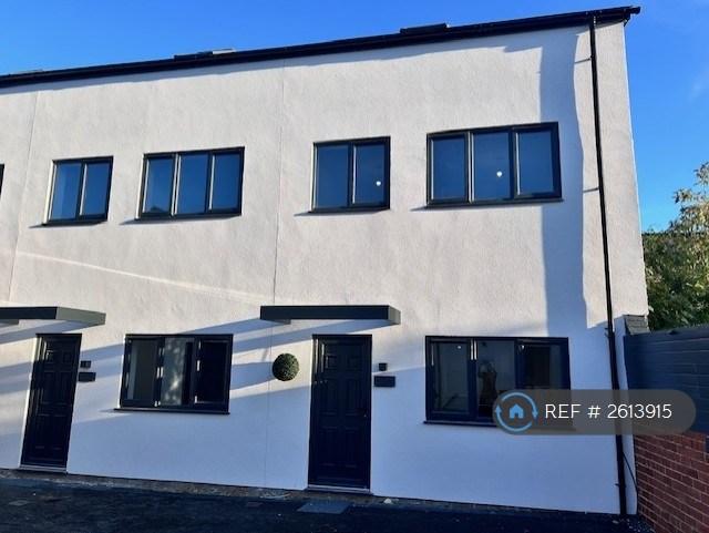 Town Houses Franchise Court