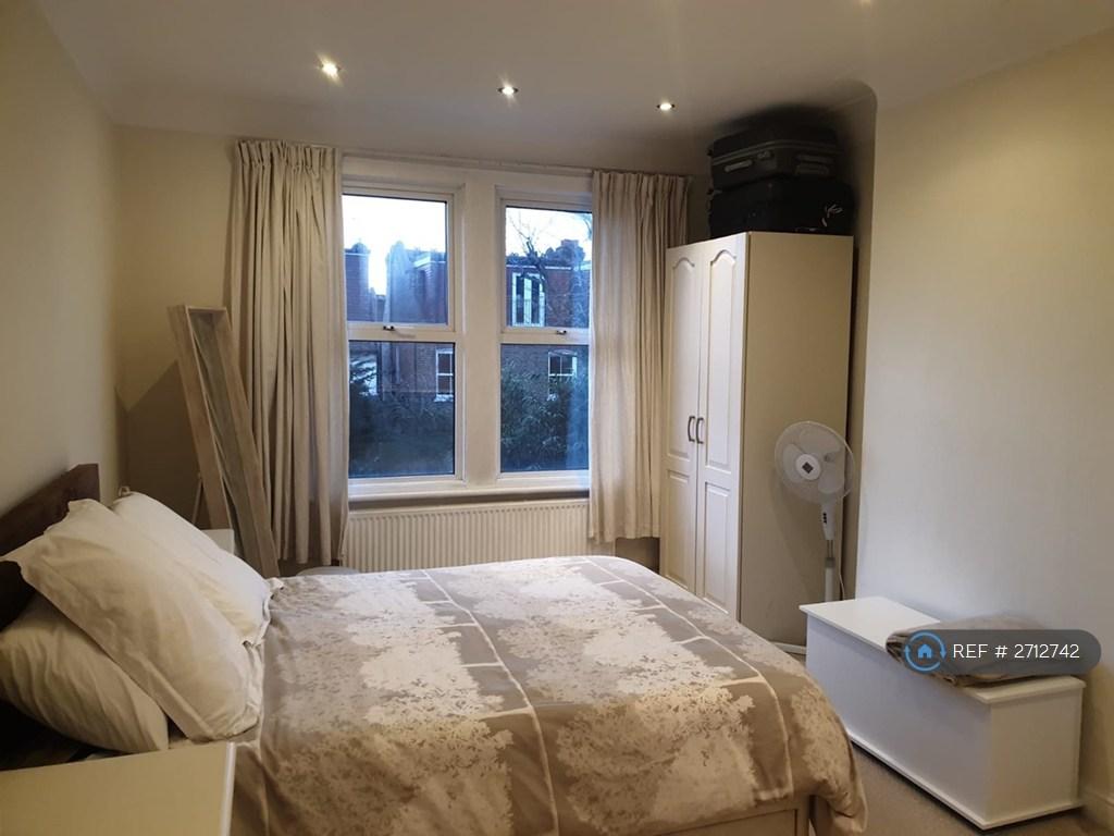 Master Bedroom 6