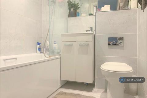 1 bedroom flat to rent, Dwight Road, Watford, WD18