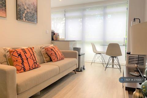 1 bedroom flat to rent, Dwight Road, Watford, WD18