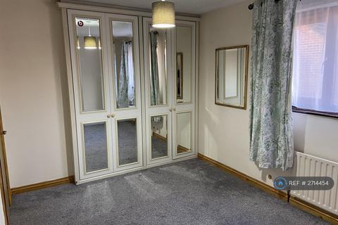 undefined, Osborne Mews, Slough, SL1