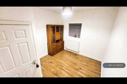 1 bedroom in a house share to rent, Rosenthal Road, London, SE6