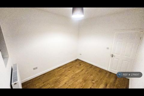 1 bedroom in a house share to rent, Rosenthal Road, London, SE6