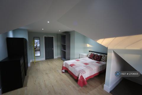 undefined, Kent Road, Gravesend, DA11