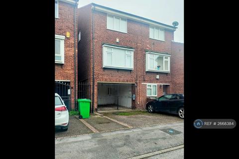 3 bedroom end of terrace house to rent, Loughrigg Close, Nottingham, NG2