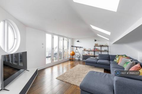 2 bedroom flat to rent, Southwood Lane, London, N6
