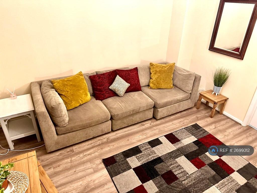 Laminate Floor In Comfy Lounge