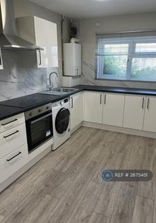 1 bedroom in a house share to rent, Sturrocks, Basildon, SS16