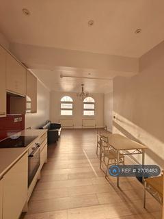3 bedroom flat to rent, Median Road, London, E5