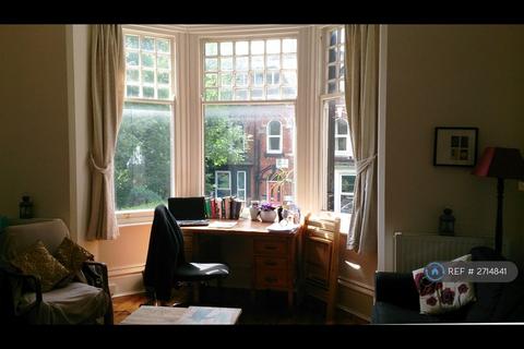 1 bedroom flat to rent, Regent Park Terrace, Leeds, LS6