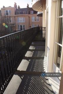 1 bedroom flat to rent, Bedford Square, Brighton, BN1