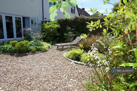 undefined, Marsh Lane, Addlestone, KT15
