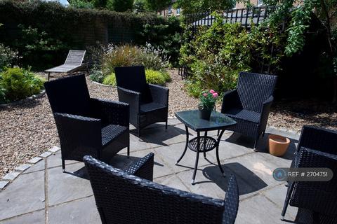 undefined, Marsh Lane, Addlestone, KT15