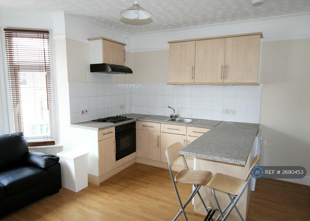 Kitchen - Side View