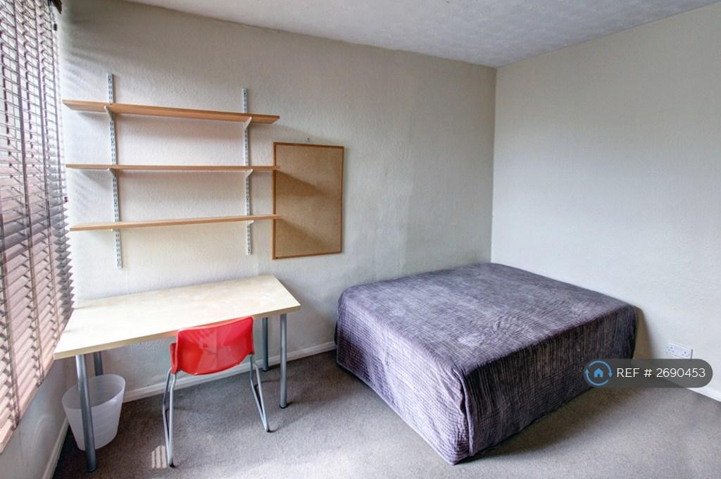 Bed 2 - Side View