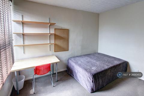 2 bedroom flat to rent, Shakespeare Avenue, Southampton, SO17