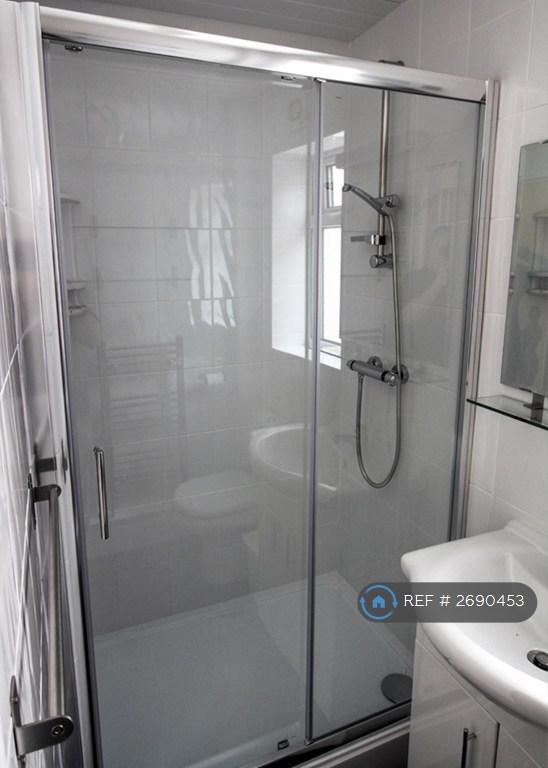 Shower Room - Side View