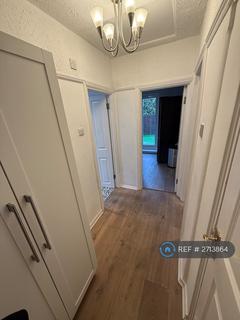 undefined, Cricklewood Lane, London, NW2