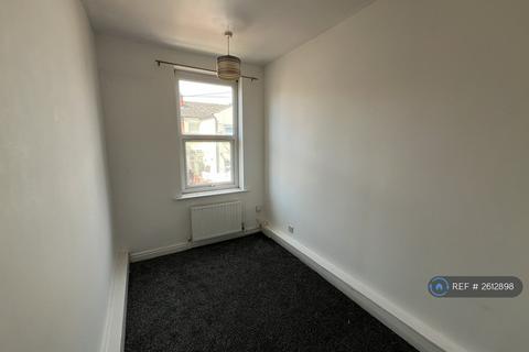 undefined, Attleboro Road, Manchester, M40