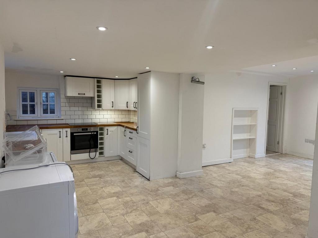 Photo 2025 12 04 16 39 33