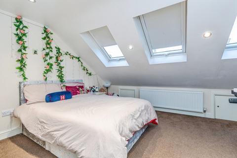 5 bedroom semi-detached house for sale, Brandon Street, Kent DA11