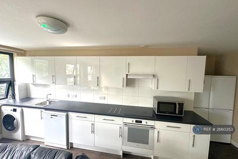 6 bedroom flat to rent, Charles Street, Bristol, BS1