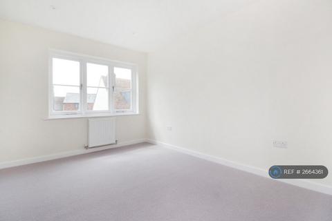 2 bedroom flat to rent, Knotts Lane, Canterbury, CT1