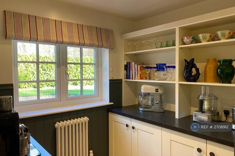 4 bedroom detached house to rent, Oldhouse Lane, Windlesham, GU20