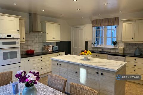 undefined, Oldhouse Lane, Windlesham, GU20