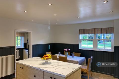 undefined, Oldhouse Lane, Windlesham, GU20