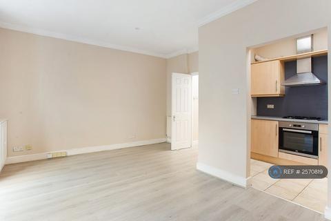 1 bedroom flat to rent, Kingswater Place, London, SW11