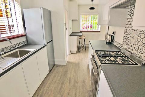 undefined, Lakes Lane, Beaconsfield, HP9