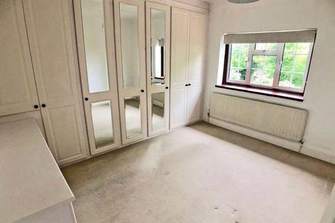 undefined, Lakes Lane, Beaconsfield, HP9