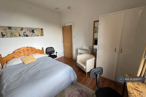 undefined, St. Andrews Road, Surbiton, KT6