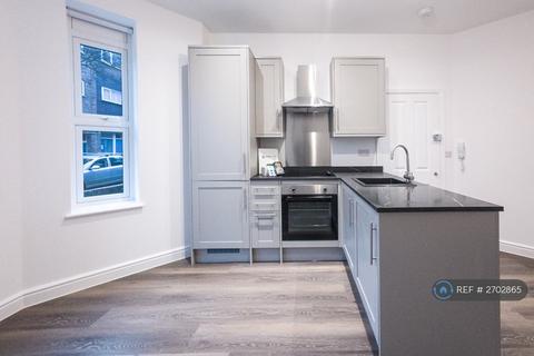 1 bedroom flat to rent, The Parade, Folkestone, CT20