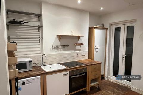 undefined, Southolm Street, London, SW11