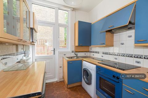undefined, Shamrock St, London, SW4