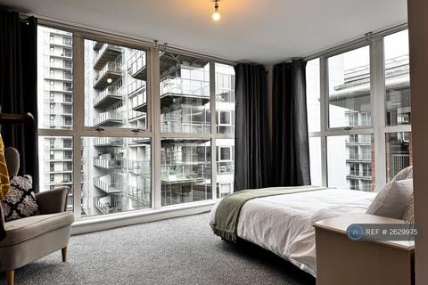 2 bedroom flat to rent, The Gallery, Manchester, M3