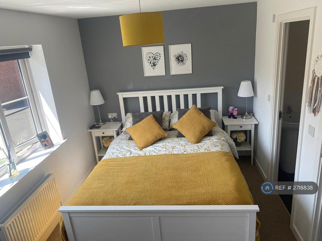 Front Bedroom
