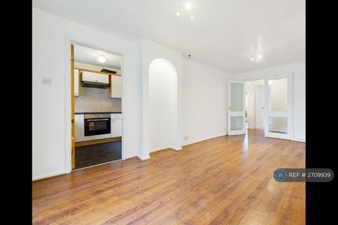 2 bedroom flat to rent, Cotton Avenue, London, W3
